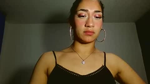 Snapshot of miia__strog chatting on October 10, 2:27 am Mmia strog online show from October 10, 2:27 am