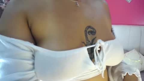 Snapshot of miia_colliins__ chatting on September 24, 3:22 pm Miia colliins   online show from September 24, 3:22 pm