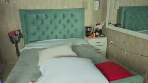 miia_velvett online show from July 10, 4:51 pm