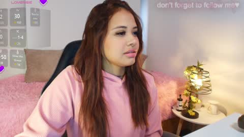 Snapshot of miiaa7_ chatting on January 8, 8:39 pm Ma is my name I invite you to check out my wish list for my birthday online show from January 8, 8:39 pm