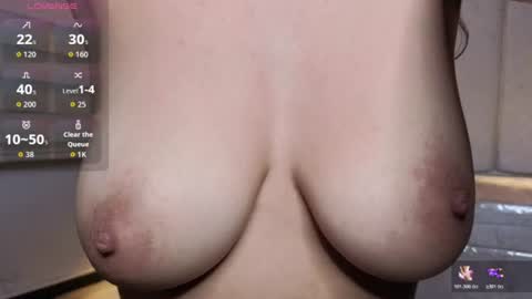 miiaa_evans1 online show from July 31, 9:05 pm