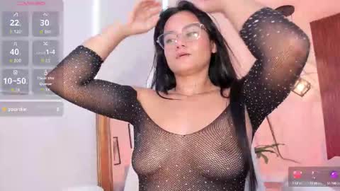 Mia  online show from October 11, 2:31 pm