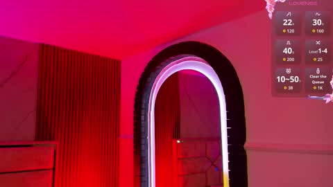 Mia Monroe online show from December 17, 8:13 pm