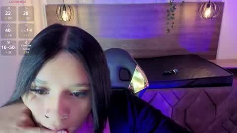 miiaboss online show from July 2, 11:05 am
