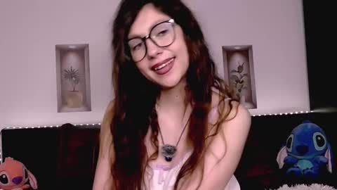 mikaylaraven online show from November 4, 9:25 am