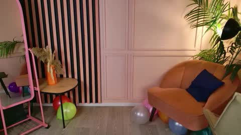 mikka_blush online show from December 4, 9:48 pm