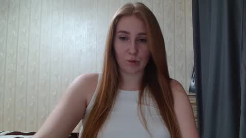 Snapshot of miku_sanders2 chatting on February 7, 2:04 pm miku_sanders2 online show from February 7, 2:04 pm