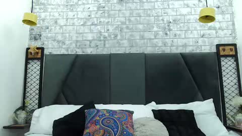 mila_adamss online show from February 20, 10:59 am