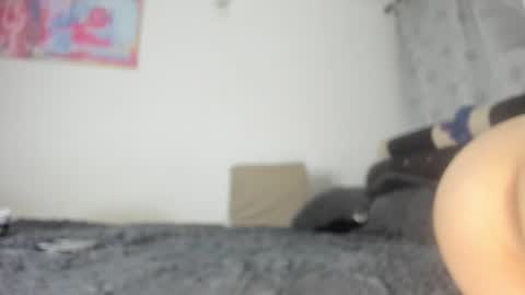 Snapshot of mila_dash chatting on February 20, 1:57 am Mila Dash online show from February 20, 1:57 am