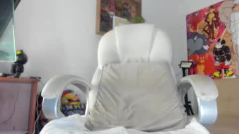 Mila Dash online show from October 31, 11:14 am