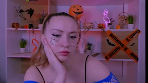 mila_glow online show from November 2, 9:23 am