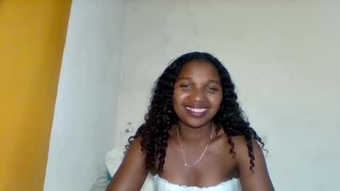 mila_lunah online show from April 29, 7:08 pm