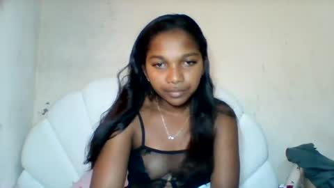 mila_lunah online show from June 17, 4:58 am