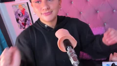 MILA  online show from September 30, 6:02 pm