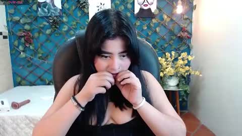 mila_quin online show from June 28, 12:01 pm