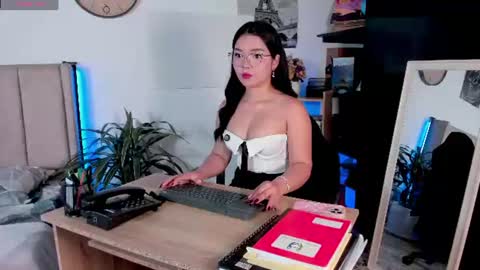 Mila online show from July 29, 12:16 pm