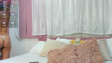 Snapshot of milaaadams chatting on September 18, 10:14 am mila online show from September 18, 10:14 am