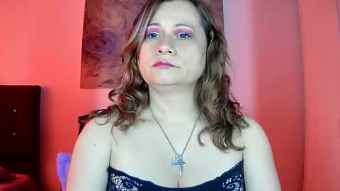 Snapshot of milagros_latin chatting on October 16, 2:09 pm milagros_latin online show from October 16, 2:09 pm