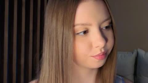 Mila online show from February 17, 3:44 pm