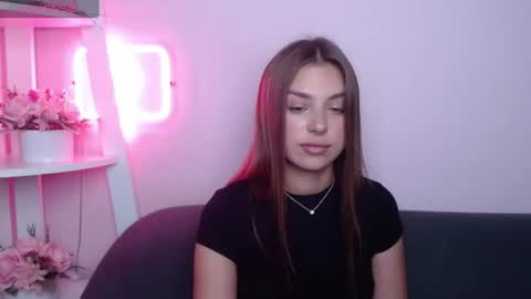 milanaangelas online show from July 26, 5:15 am