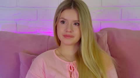 MilanaBalmain online show from January 17, 4:31 am