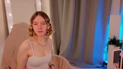 Milaray online show from May 10, 5:31 am