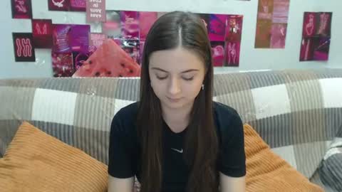 milanaroz online show from June 27, 12:44 pm