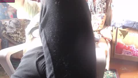 Luna-- link in bio online show from February 12, 10:46 am