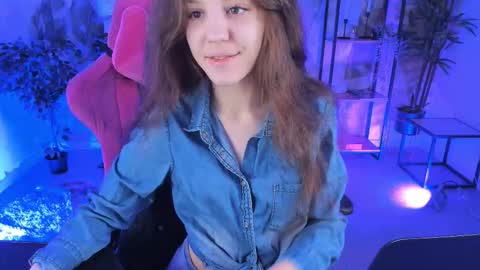 milastoyne online show from December 1, 6:39 am