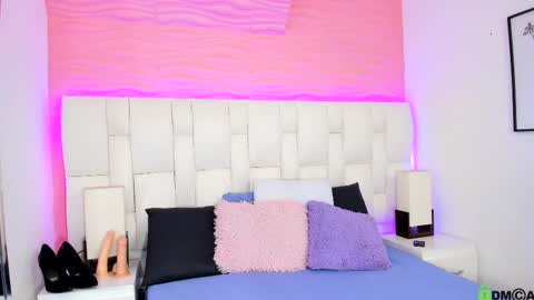 mile_loucrath online show from February 24, 12:57 pm