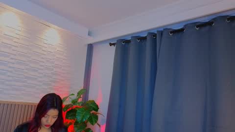 Snapshot of milena_lawson chatting on September 20, 12:58 pm milena_lawson online show from September 20, 12:58 pm