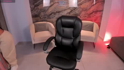 Miley Cruz  IG miley model23 online show from October 3, 8:47 pm