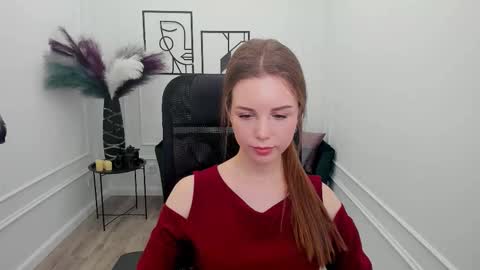 mileygloss online show from November 30, 12:42 pm