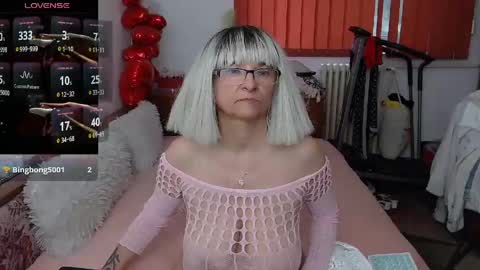 milfdolores online show from June 4, 6:40 am