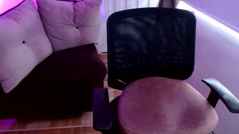 Rosalie  online show from November 4, 6:02 pm