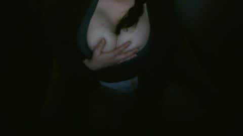 milfytitts online show from May 2, 11:02 am