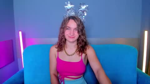 Snapshot of milkablond chatting on December 27, 11:31 pm milkablond online show from December 27, 11:31 pm