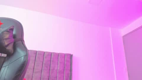 miller_silvana online show from May 20, 11:51 am