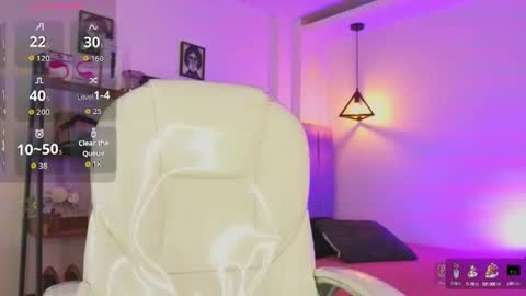 miller_vanessa_ online show from September 18, 10:52 pm