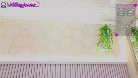 milleyjones_ online show from June 23, 12:03 pm