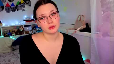 Millie online show from October 29, 7:45 am