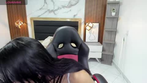 MILLY online show from April 28, 12:20 pm