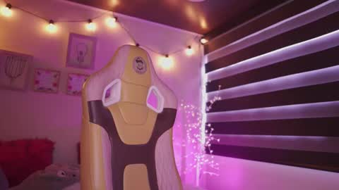 MILLY online show from December 2, 7:27 pm