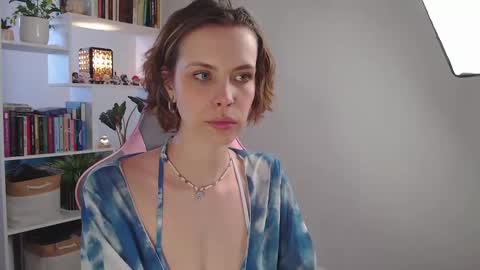 Milly online show from February 25, 7:09 am