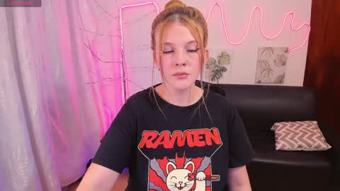 millysandlerr online show from May 1, 6:05 am