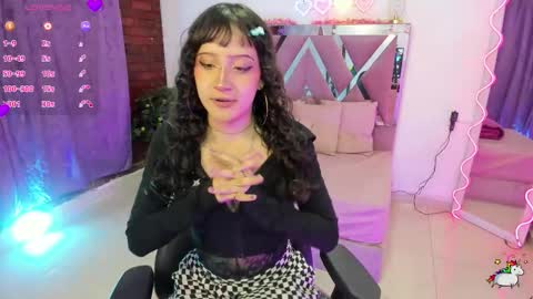 mily_tay online show from March 4, 11:50 am