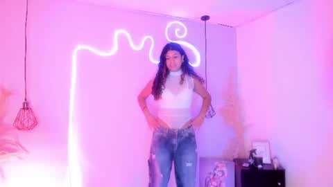 Mily online show from June 12, 2:41 am