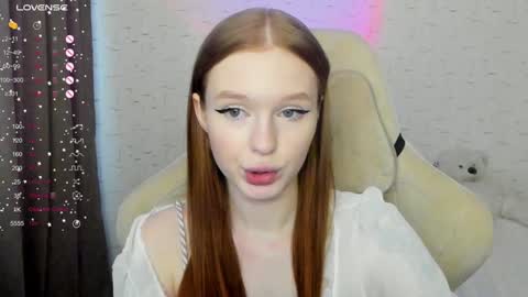 Snapshot of milymi_ chatting on January 26, 11:06 am Milena online show from January 26, 11:06 am