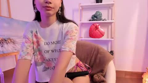 Mimi online show from July 6, 1:27 pm