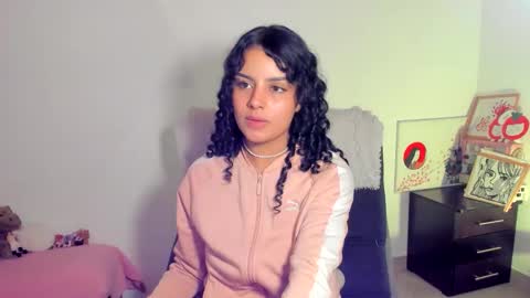 Mimii  online show from April 21, 2:26 am